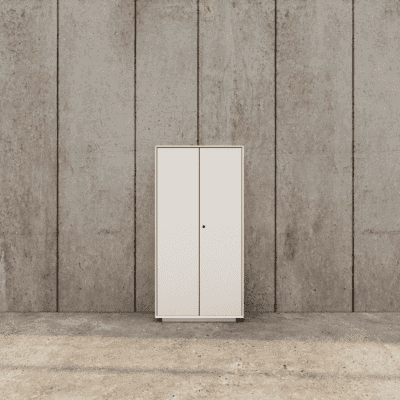B8 – Meeting Table