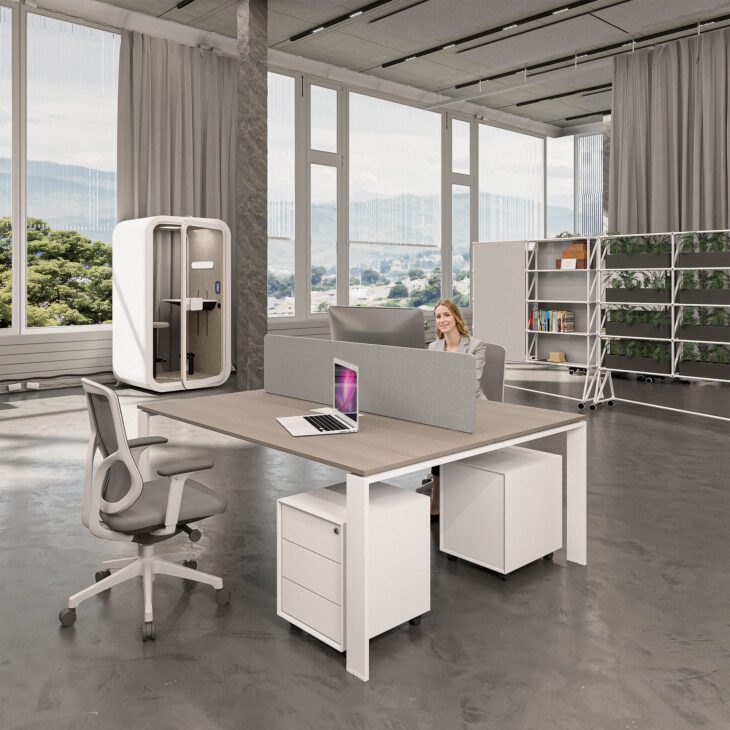 U2 Series Cluster of 2 Face to Face Workstation - Image 1